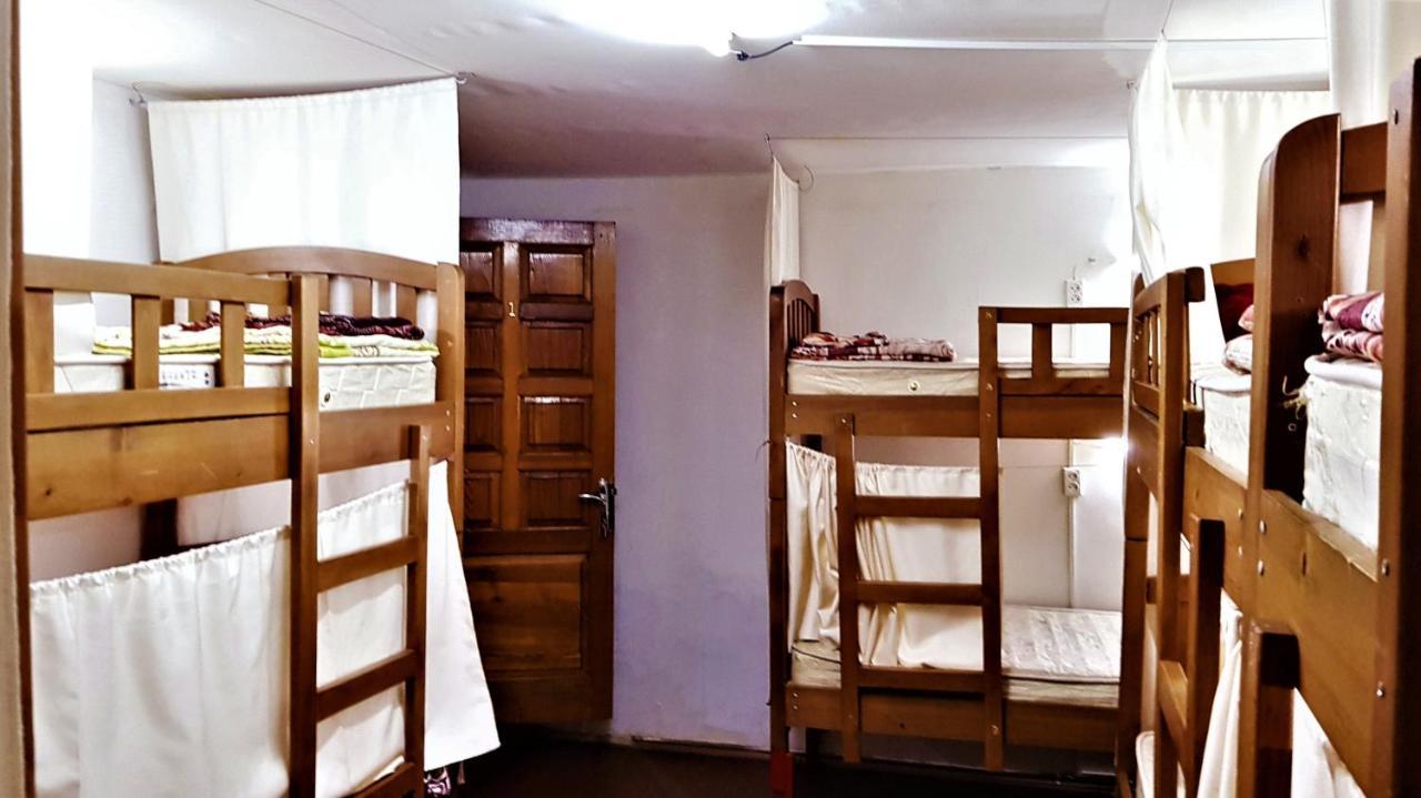 Backpackers Hostel ティビリシ エクステリア 写真