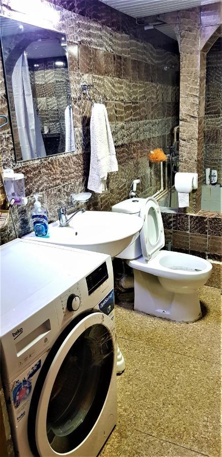 Backpackers Hostel ティビリシ エクステリア 写真