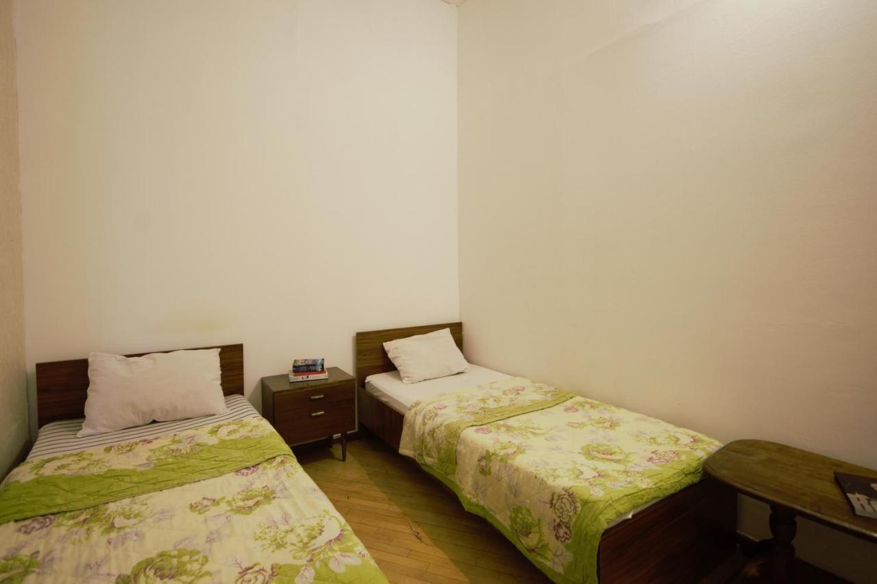 Backpackers Hostel ティビリシ エクステリア 写真